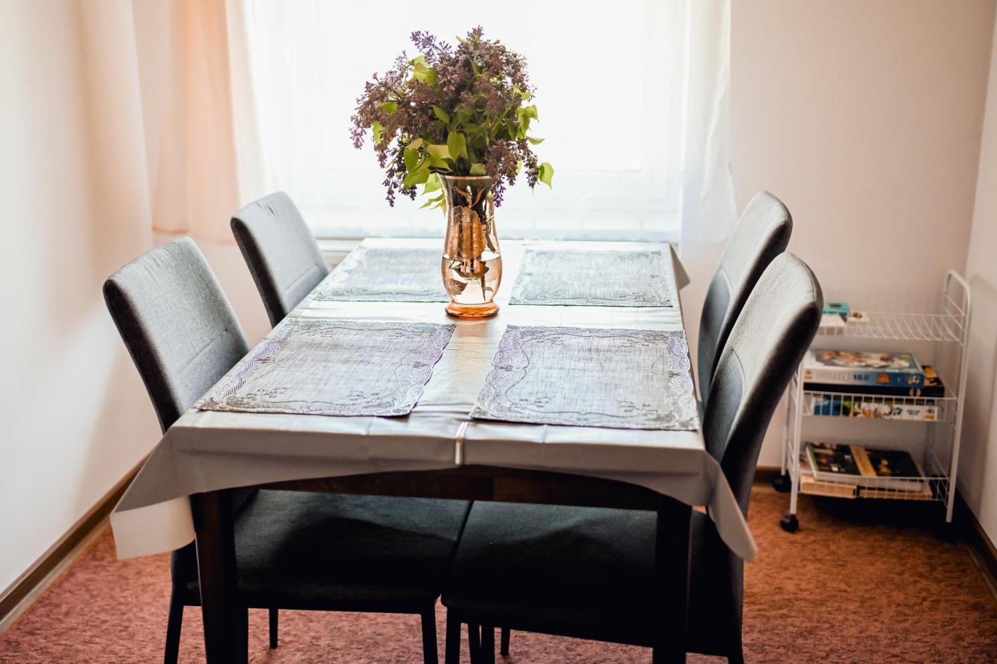 Apartman Pod Zalym Benecko Exteriör bild