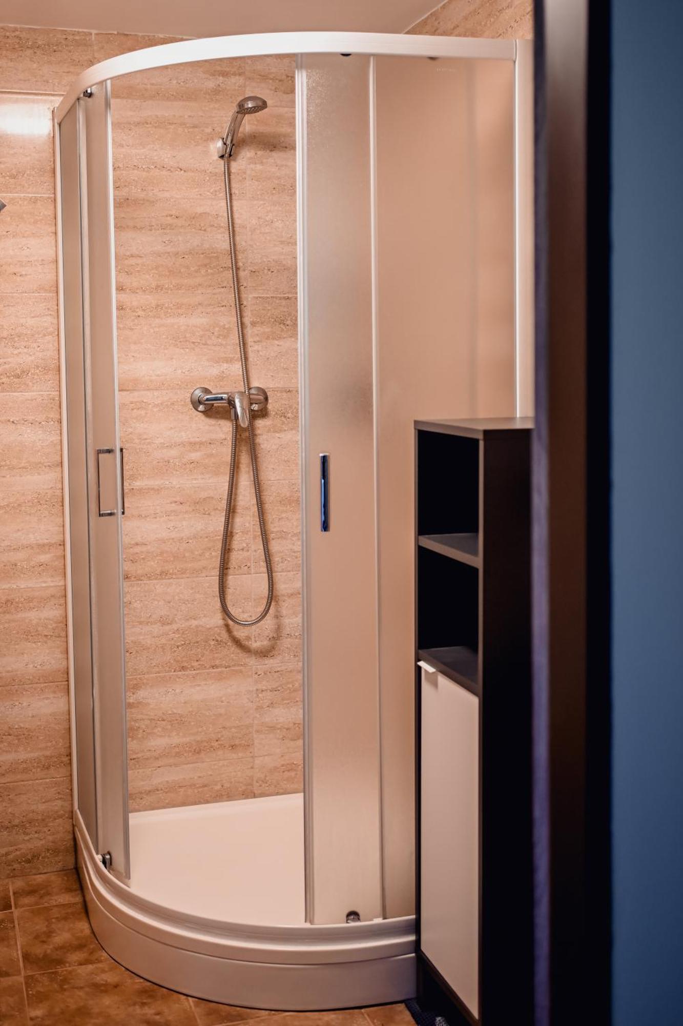 Apartman Pod Zalym Benecko Exteriör bild